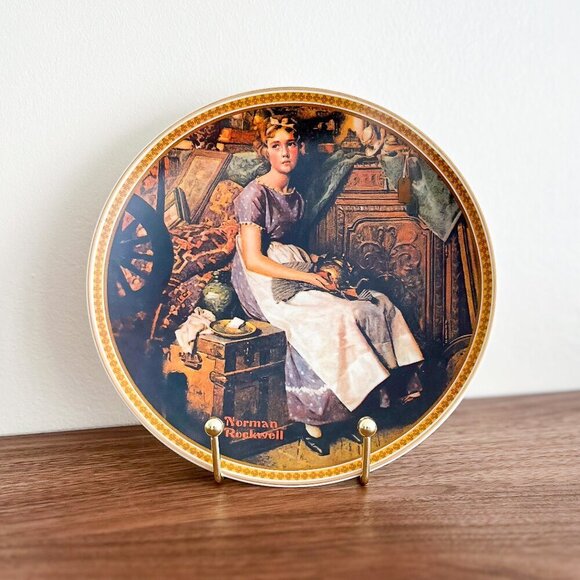 Norman Rockwell Collector Plate – “Dreaming in the Attic” – Rediscovered Women S - Picture 1 of 4